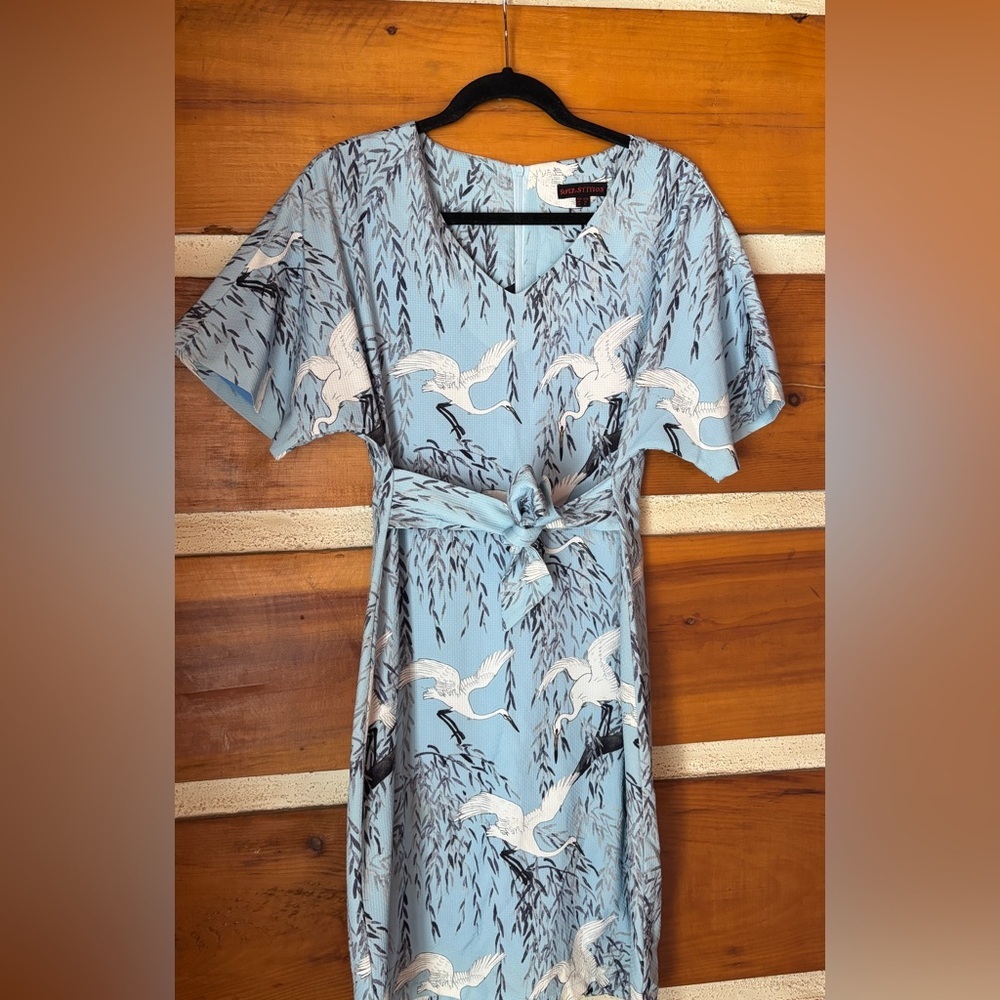 Superstition Blue Bird Print Dress • Tie Waist • Short Sleeve • Midi - Picture 7 of 10